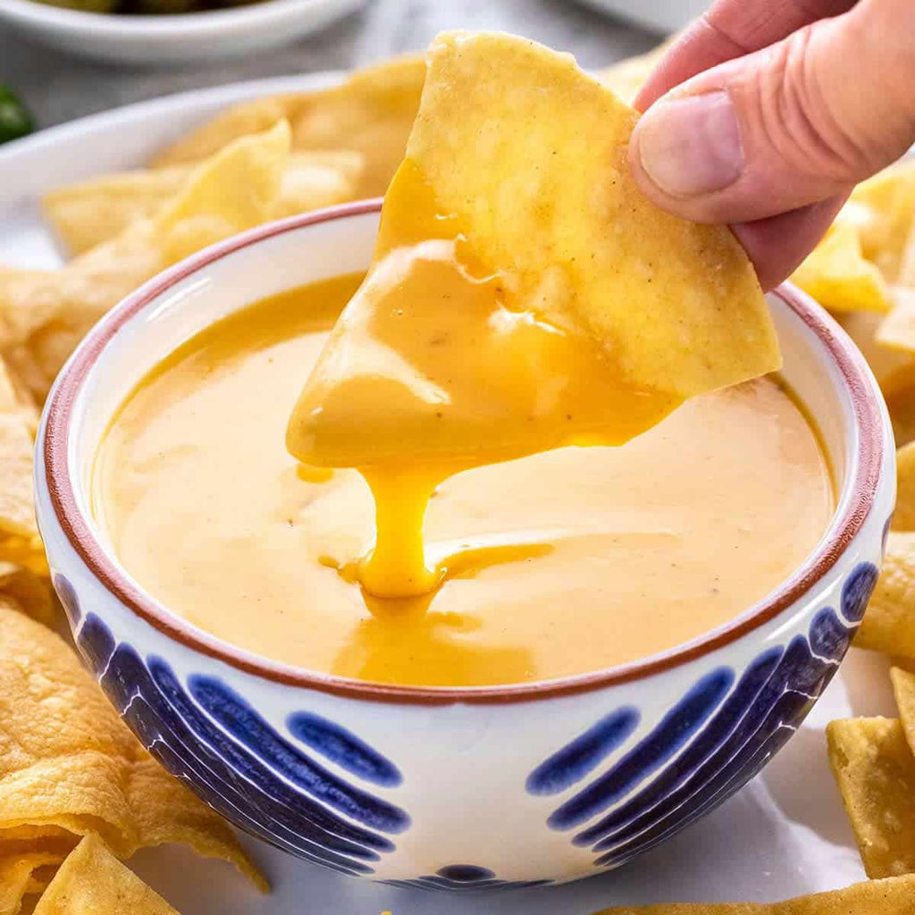 Doritos Nacho Cheese Dip (280g)